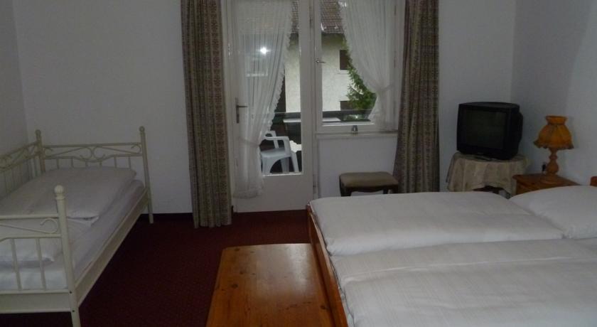 Hostel 2962 - Garmisch Room photo